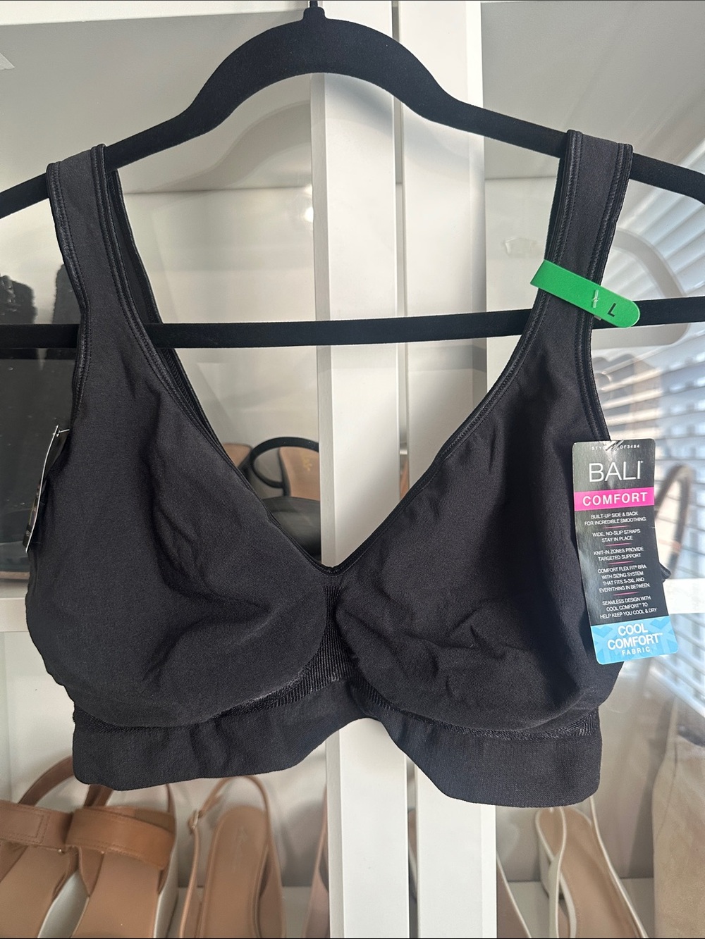 Bali Comfort Wireless Bra in Black NWT